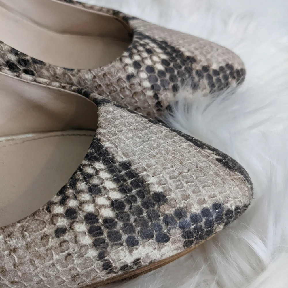 Coach Beige Snakeskin Textured Pumps 5.5